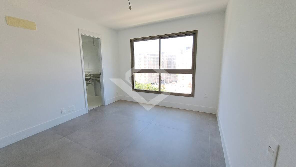 Apartamento à venda com 4 quartos, 184m² - Foto 14