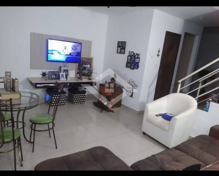 Casa à venda com 2 quartos, 91m² - Foto 6