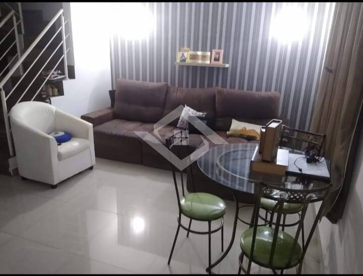 Casa à venda com 2 quartos, 91m² - Foto 7