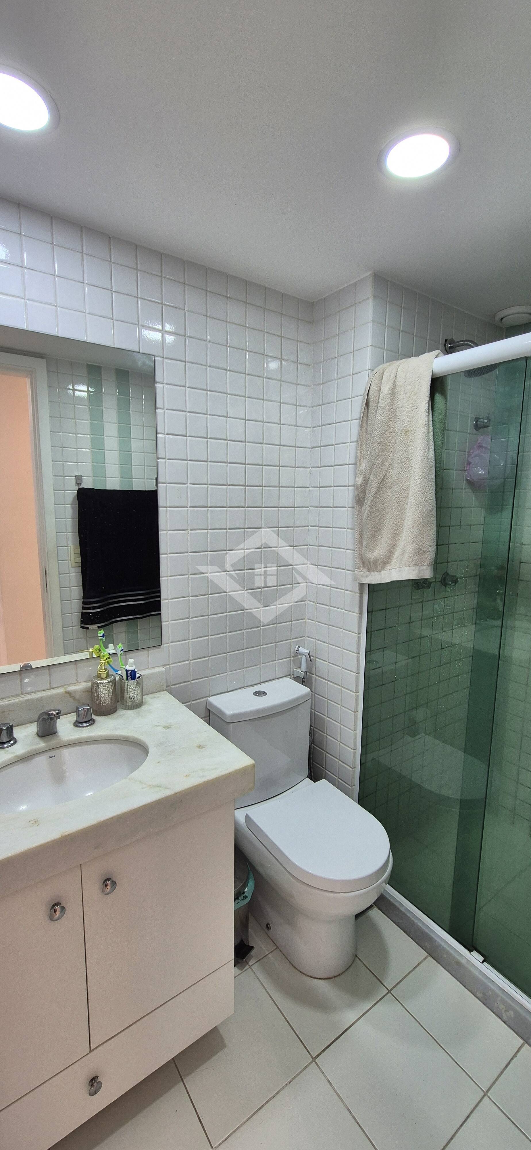 Apartamento para alugar com 3 quartos, 103m² - Foto 15