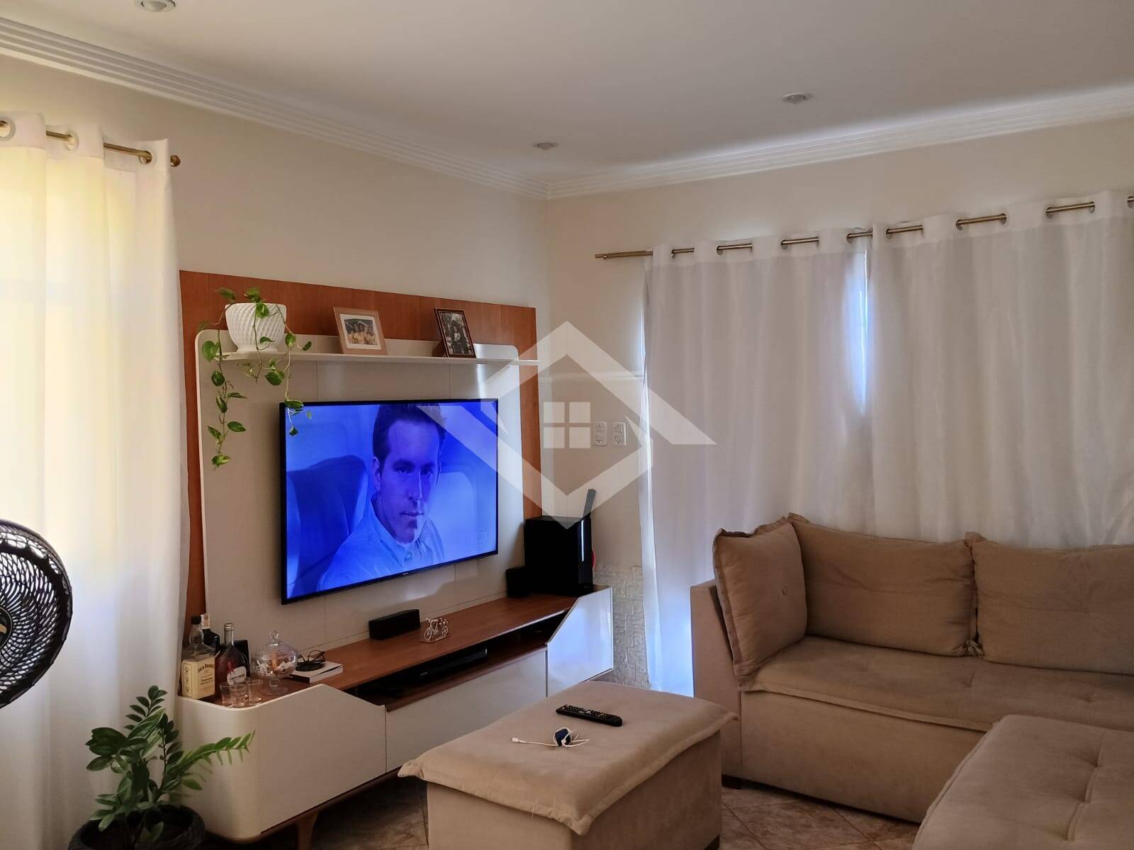 Casa à venda com 3 quartos, 300m² - Foto 6