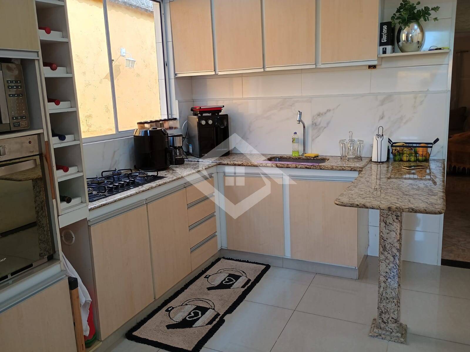 Casa à venda com 3 quartos, 300m² - Foto 20