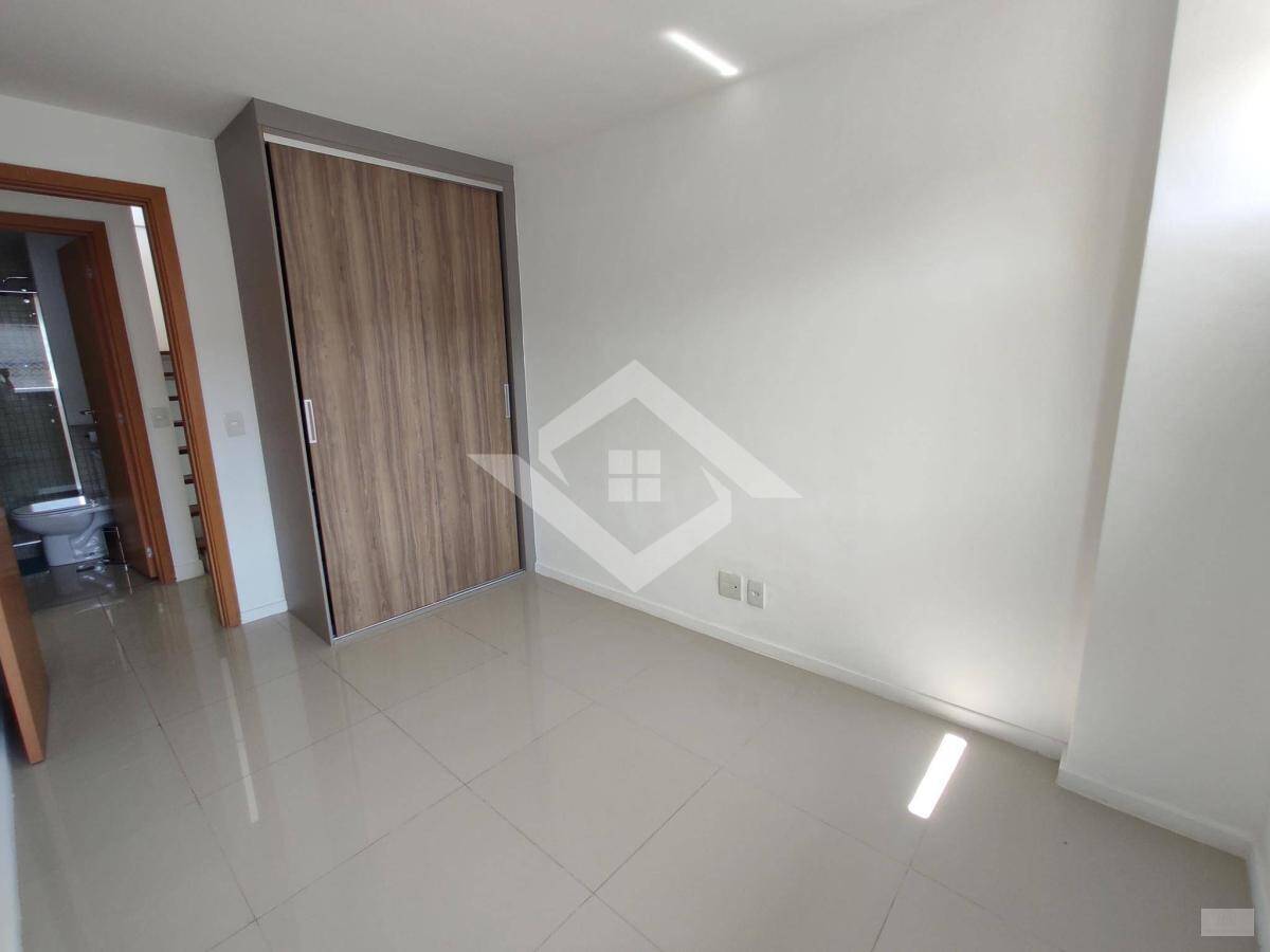 Apartamento à venda com 3 quartos, 153m² - Foto 14