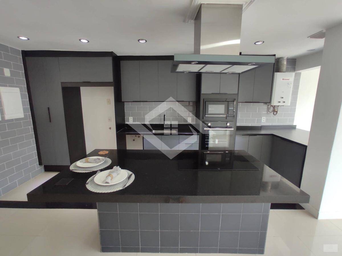 Apartamento à venda com 3 quartos, 153m² - Foto 10