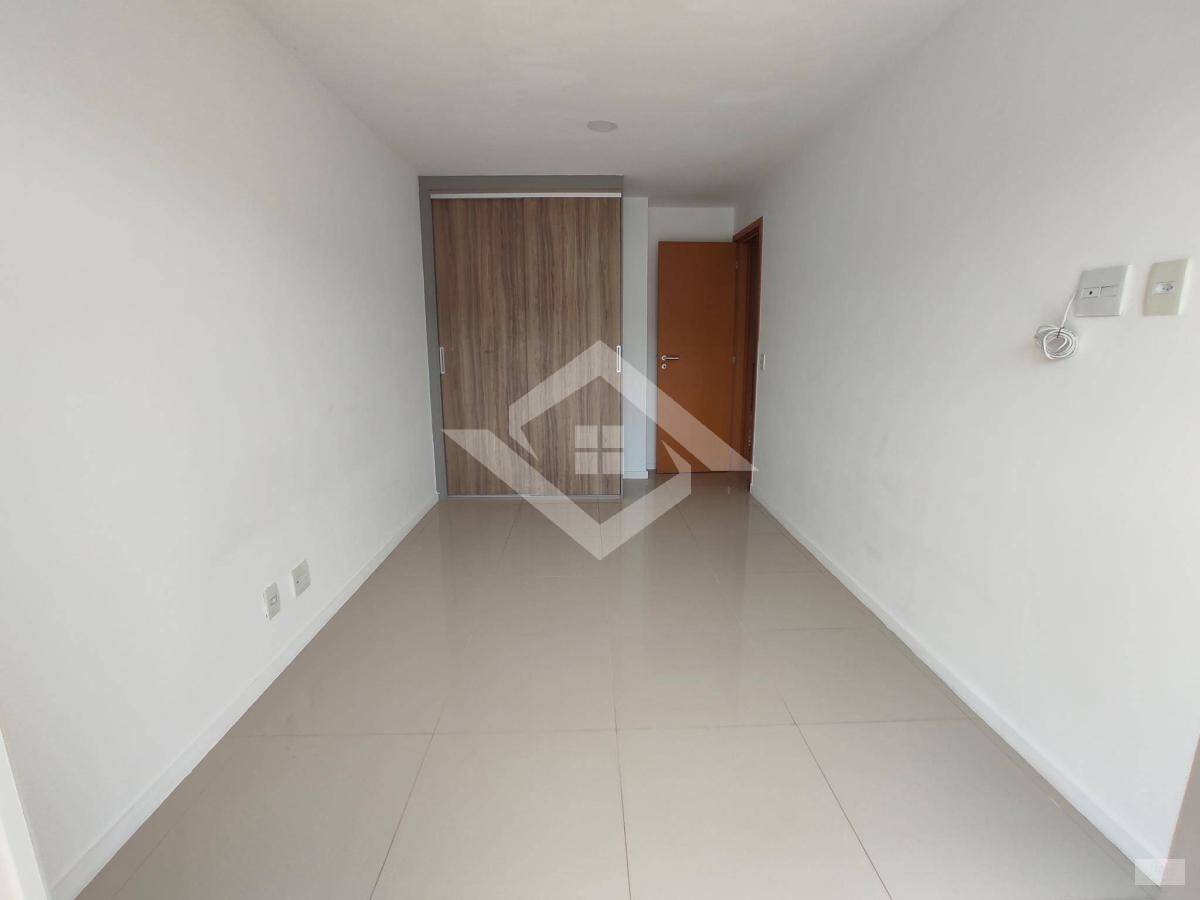 Apartamento à venda com 3 quartos, 153m² - Foto 19