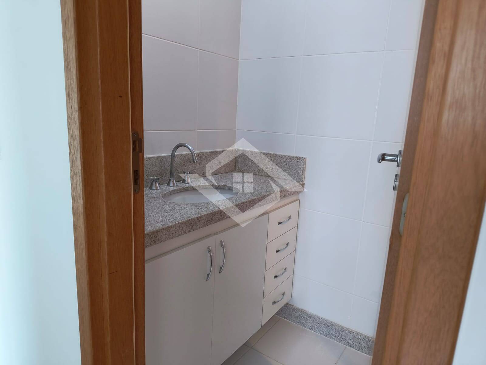 Apartamento à venda com 2 quartos, 65m² - Foto 9