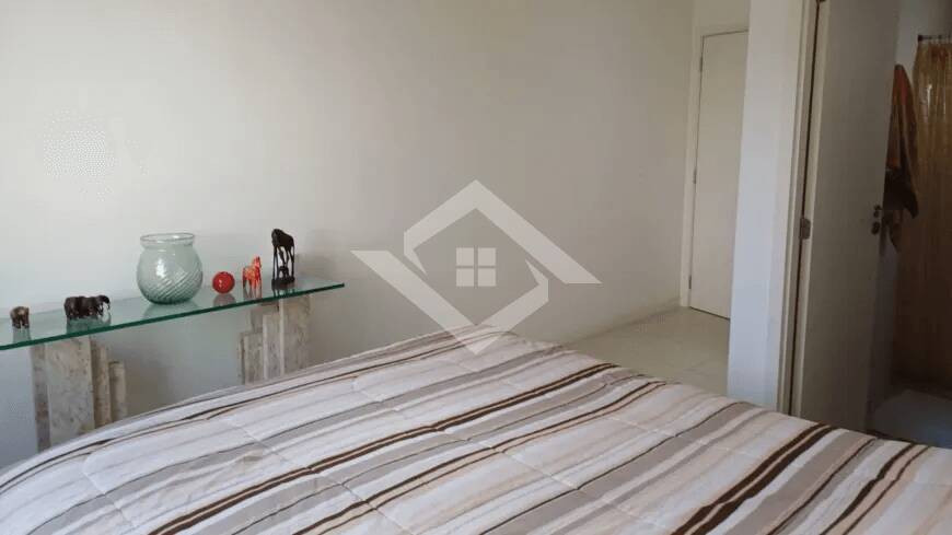 Apartamento à venda com 3 quartos, 156m² - Foto 15