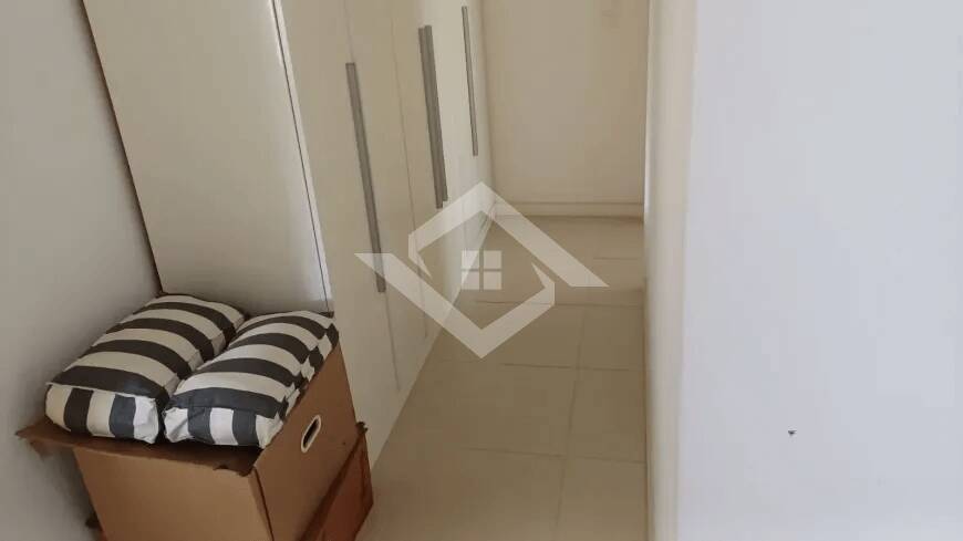 Apartamento à venda com 3 quartos, 156m² - Foto 24