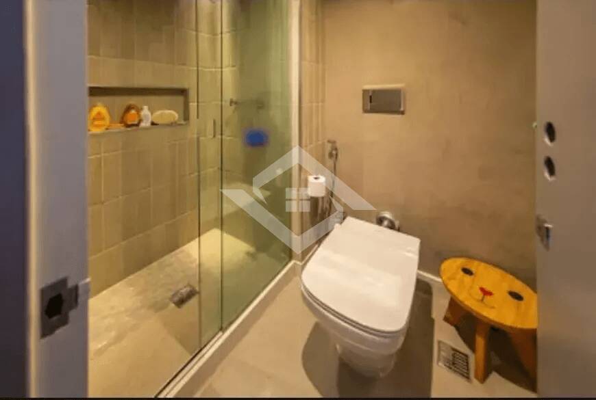 Apartamento à venda com 3 quartos, 156m² - Foto 13