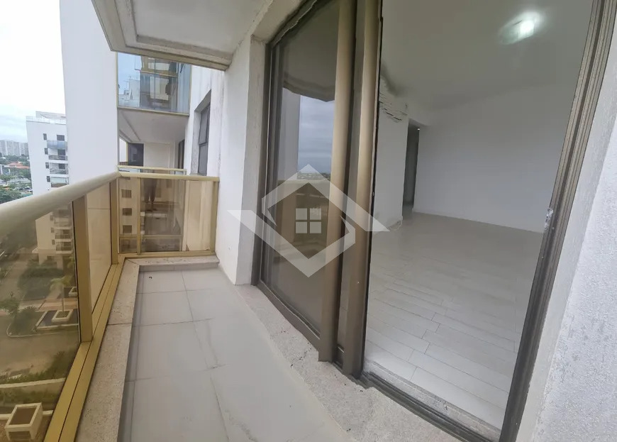 Apartamento à venda com 4 quartos, 217m² - Foto 4