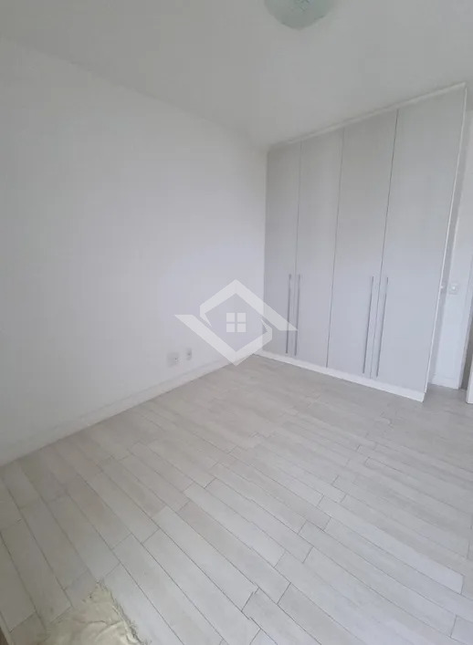 Apartamento à venda com 4 quartos, 217m² - Foto 28