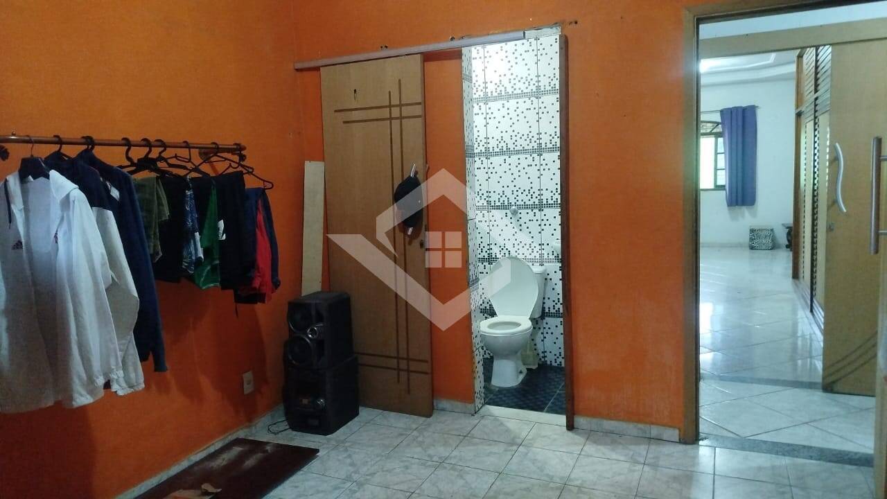 Casa à venda com 3 quartos, 120m² - Foto 12