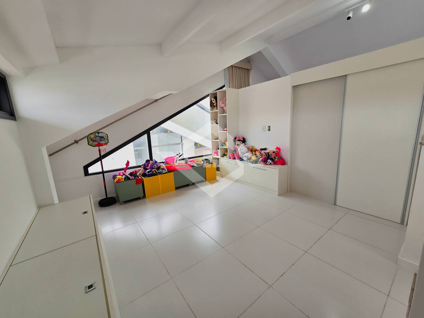 Casa à venda com 4 quartos, 192m² - Foto 30