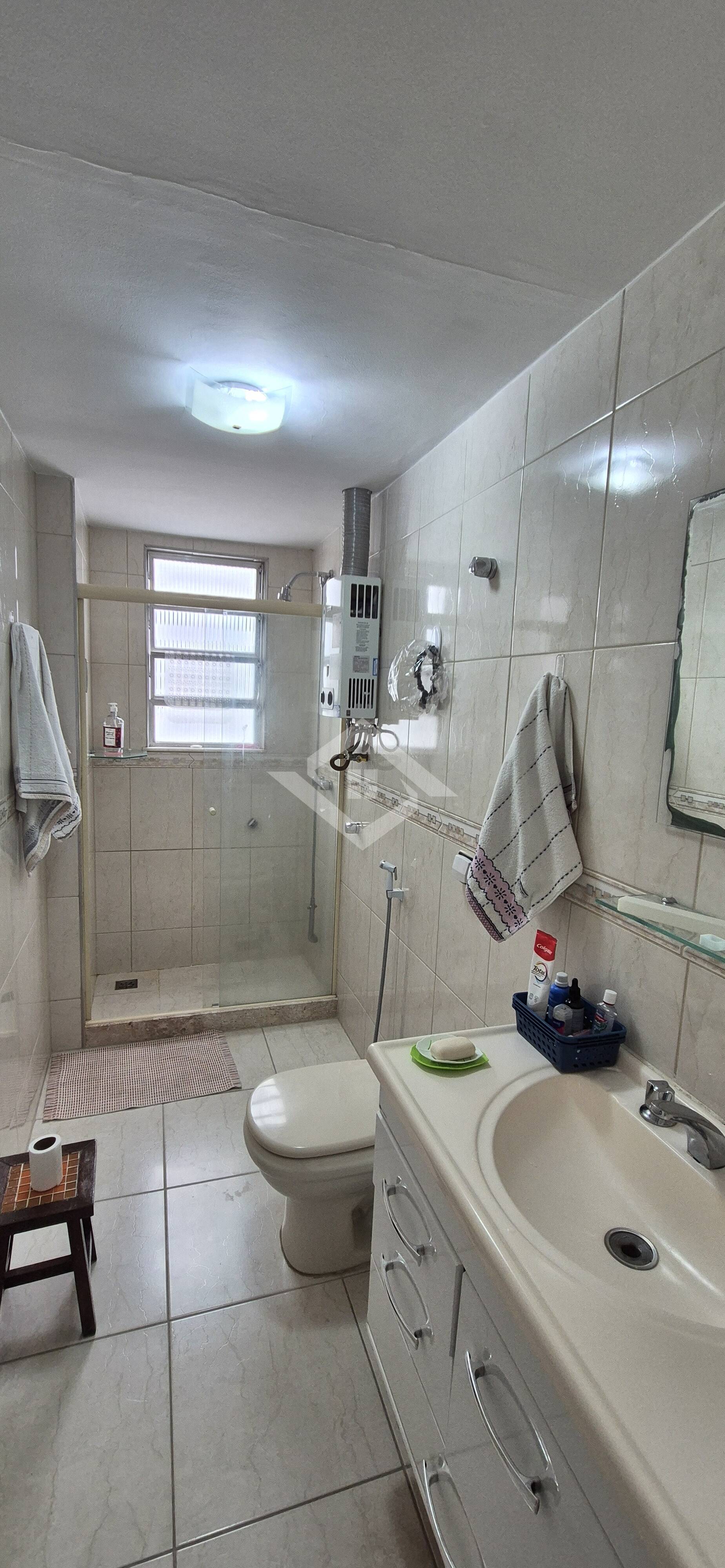 Apartamento à venda com 2 quartos, 70m² - Foto 5