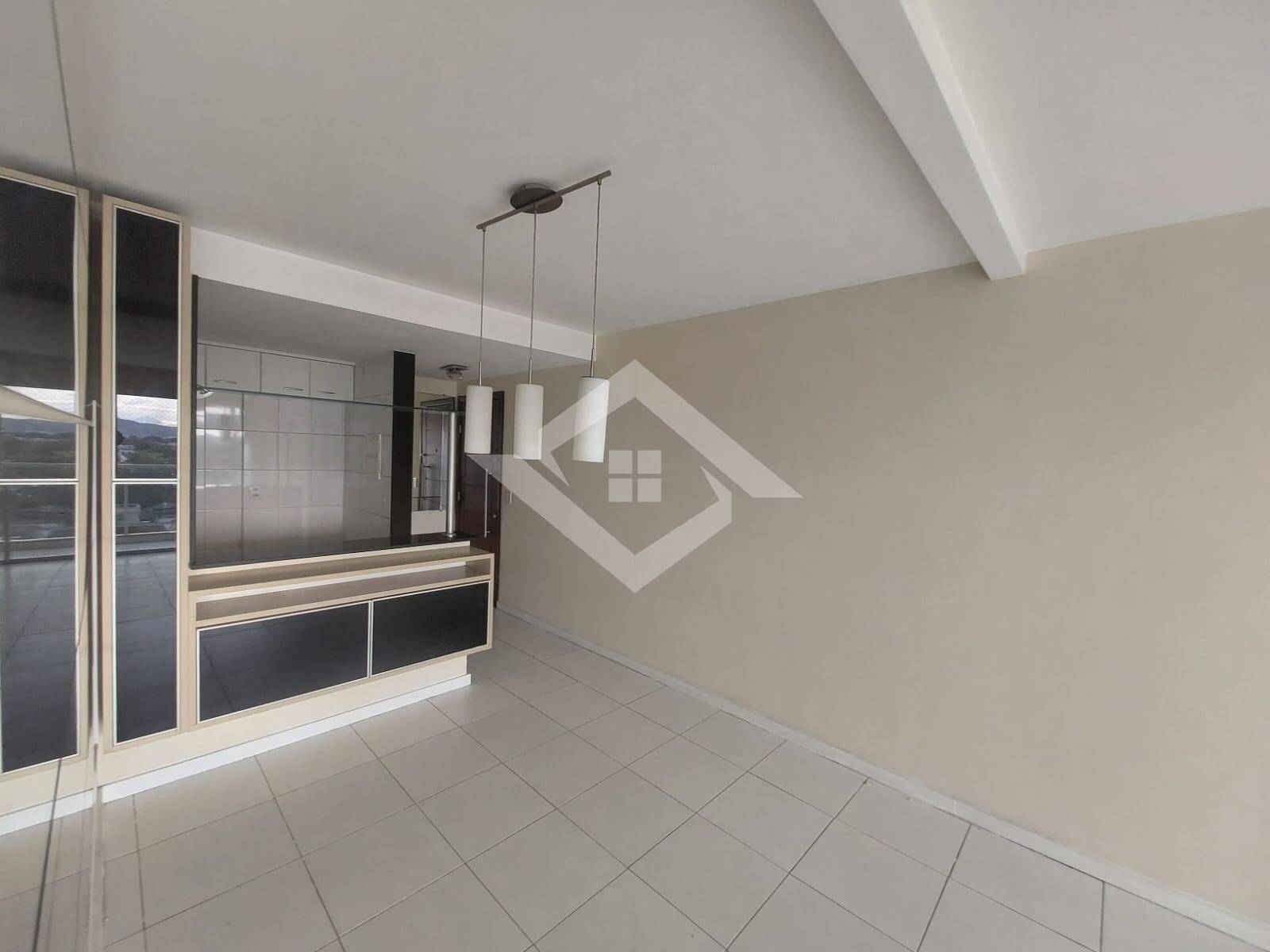 Apartamento à venda com 3 quartos, 90m² - Foto 2