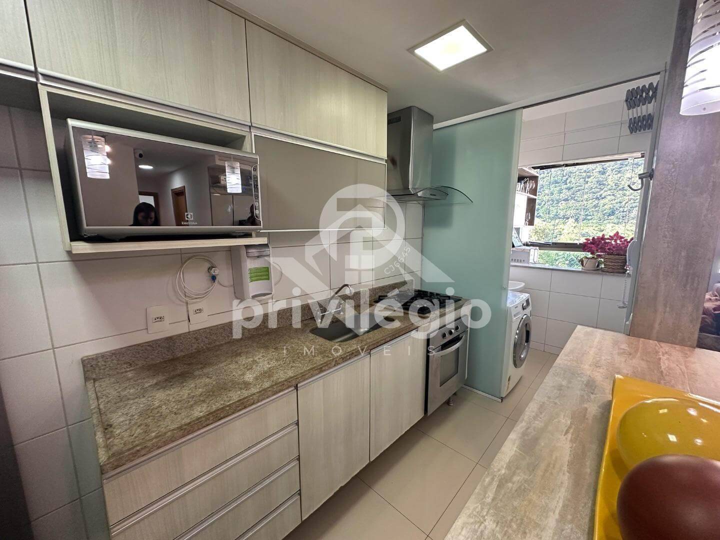 Apartamento à venda com 3 quartos, 142m² - Foto 15