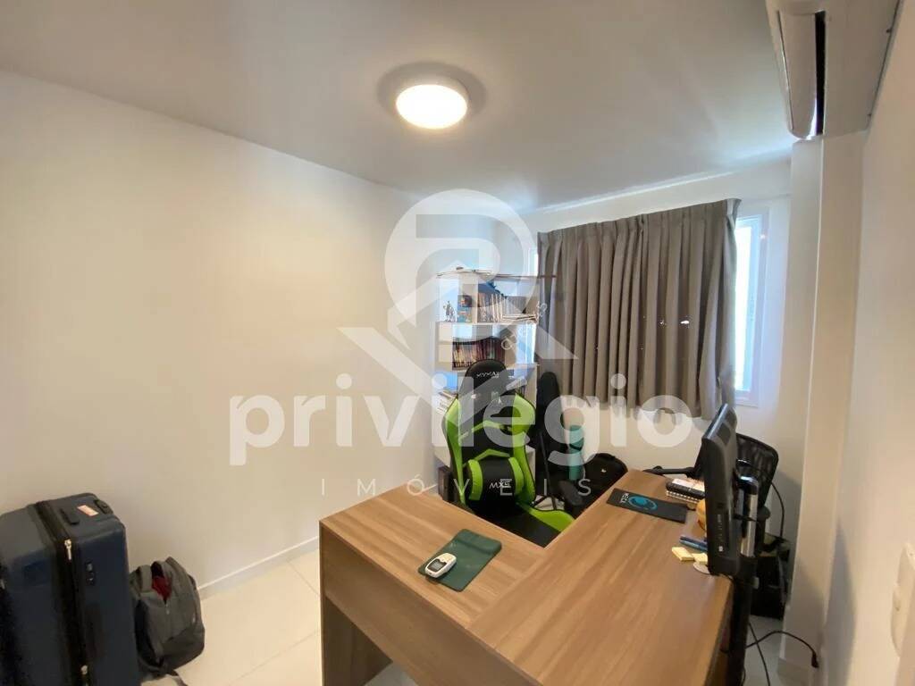 Apartamento à venda com 2 quartos, 69m² - Foto 9