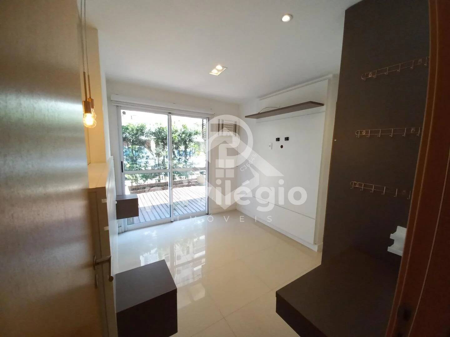 Apartamento à venda com 3 quartos, 142m² - Foto 10