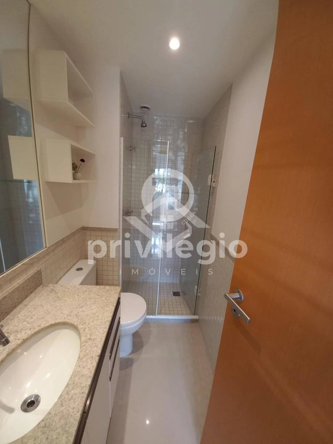 Apartamento à venda com 3 quartos, 142m² - Foto 12