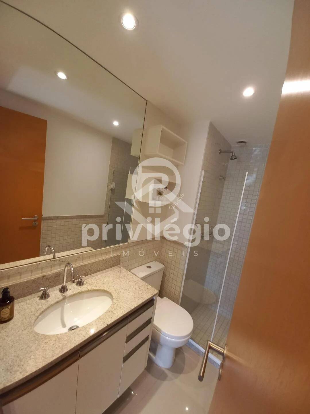 Apartamento à venda com 3 quartos, 142m² - Foto 16