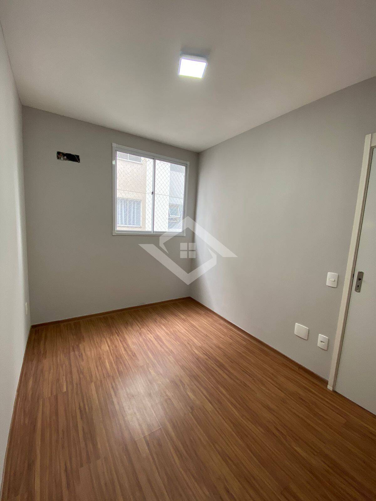 Apartamento à venda com 2 quartos, 44m² - Foto 17