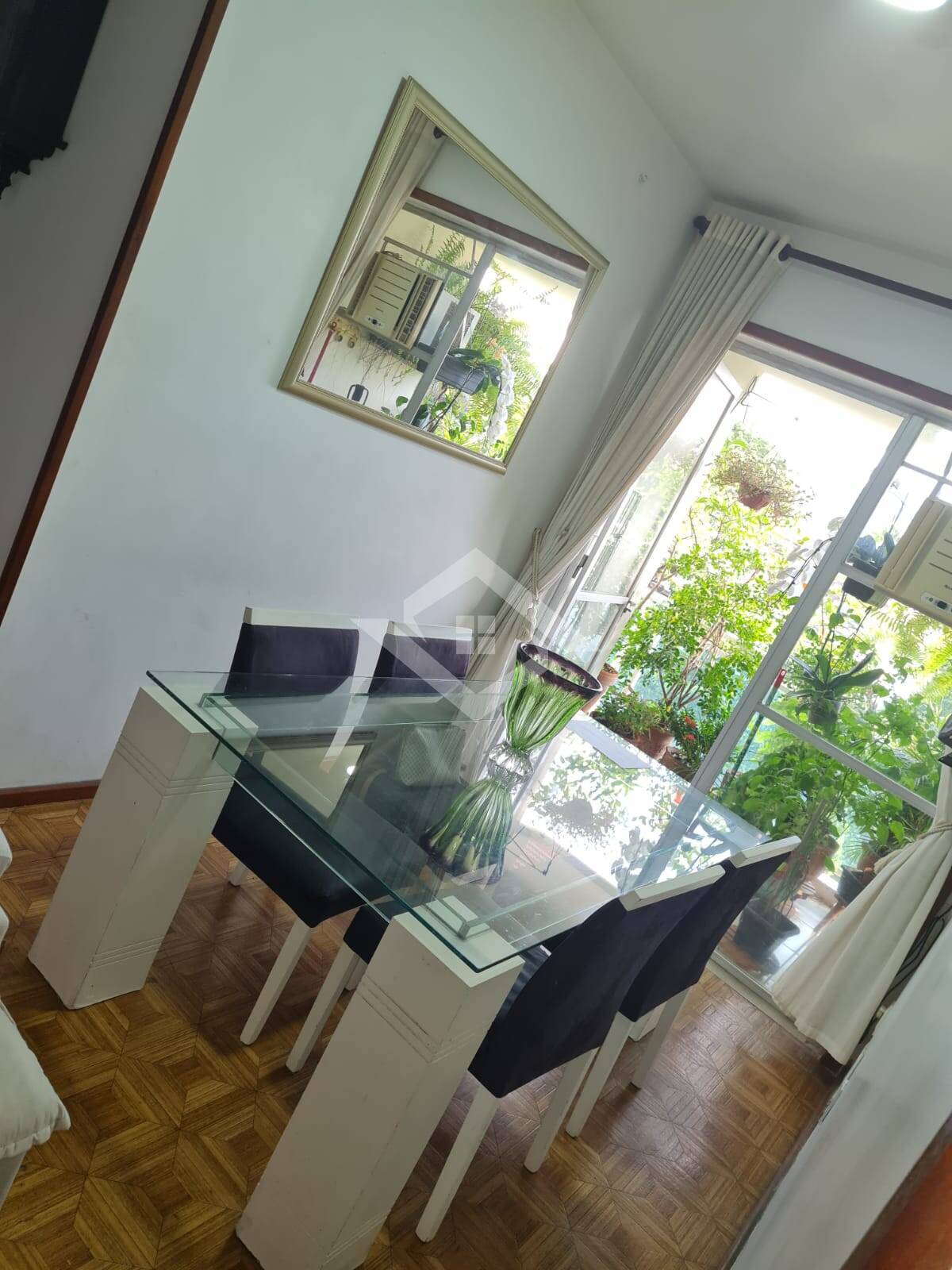 Apartamento à venda com 2 quartos, 74m² - Foto 3