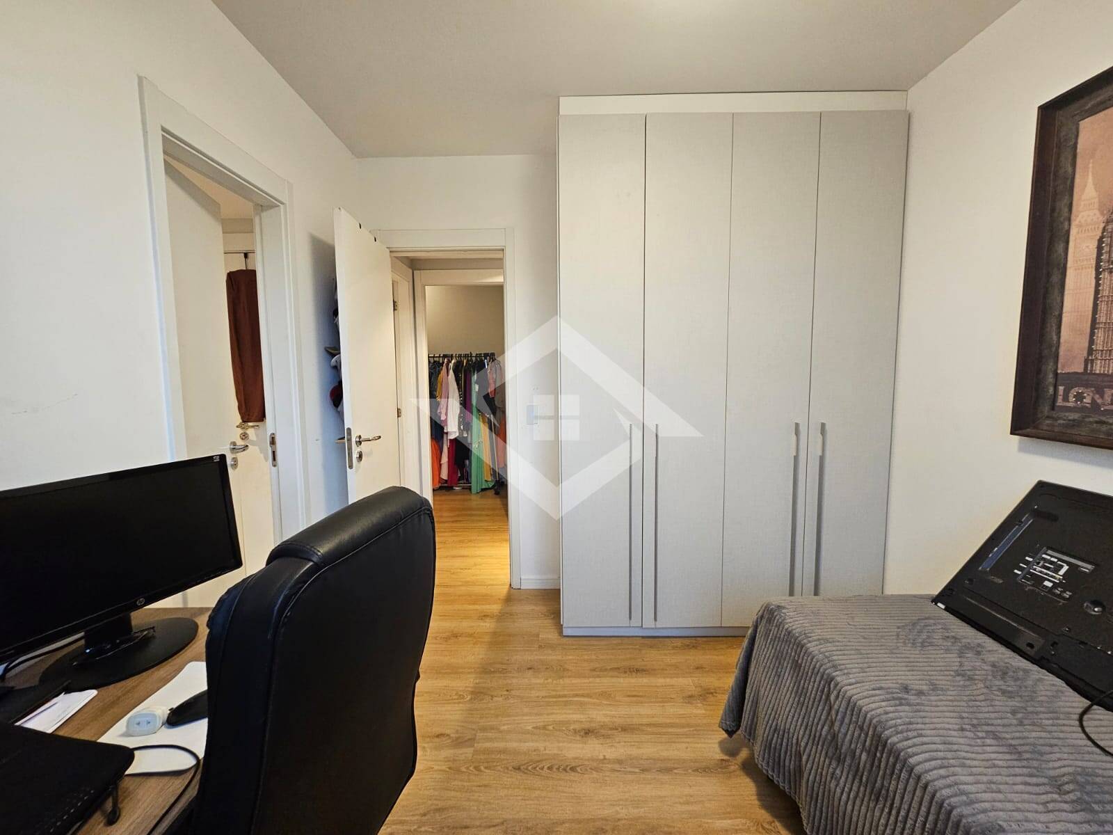 Apartamento à venda com 3 quartos, 144m² - Foto 33