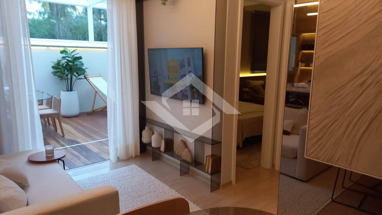 Apartamento à venda com 2 quartos, 45m² - Foto 1