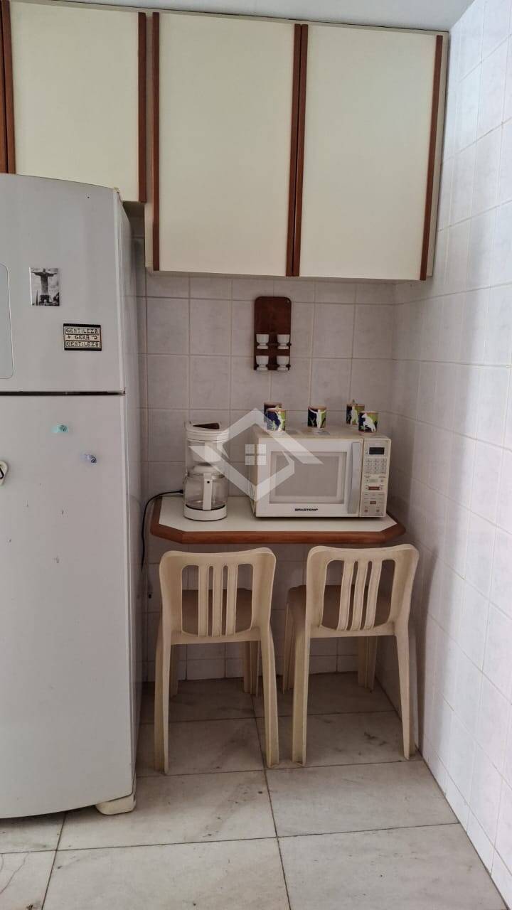 Apartamento à venda com 1 quarto, 65m² - Foto 18