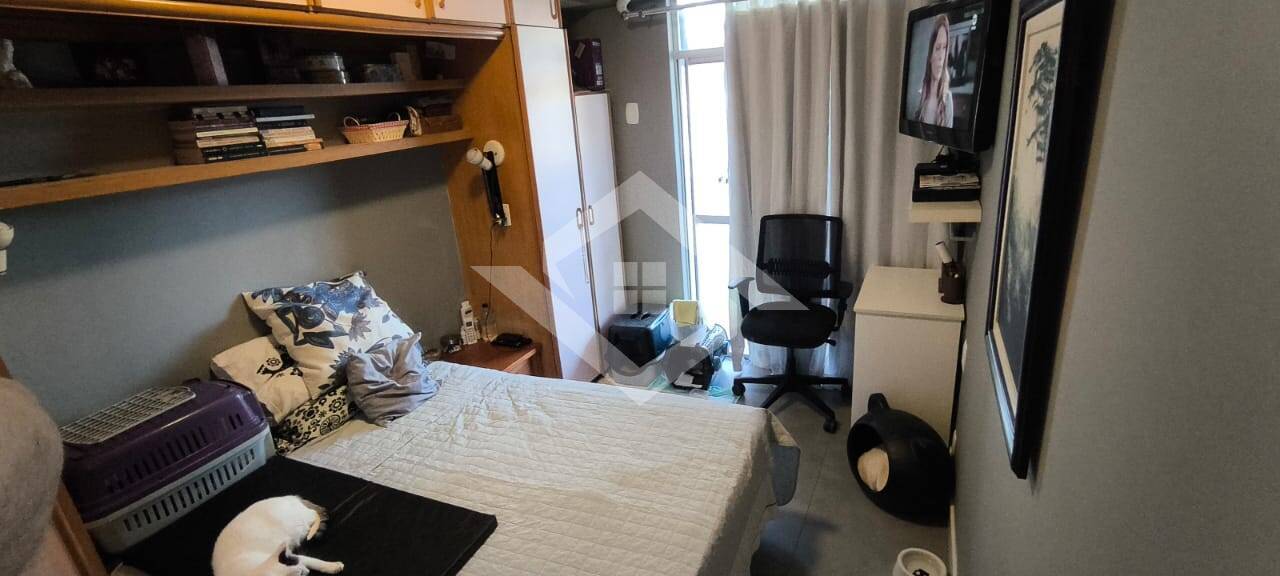 Apartamento à venda com 2 quartos, 85m² - Foto 17