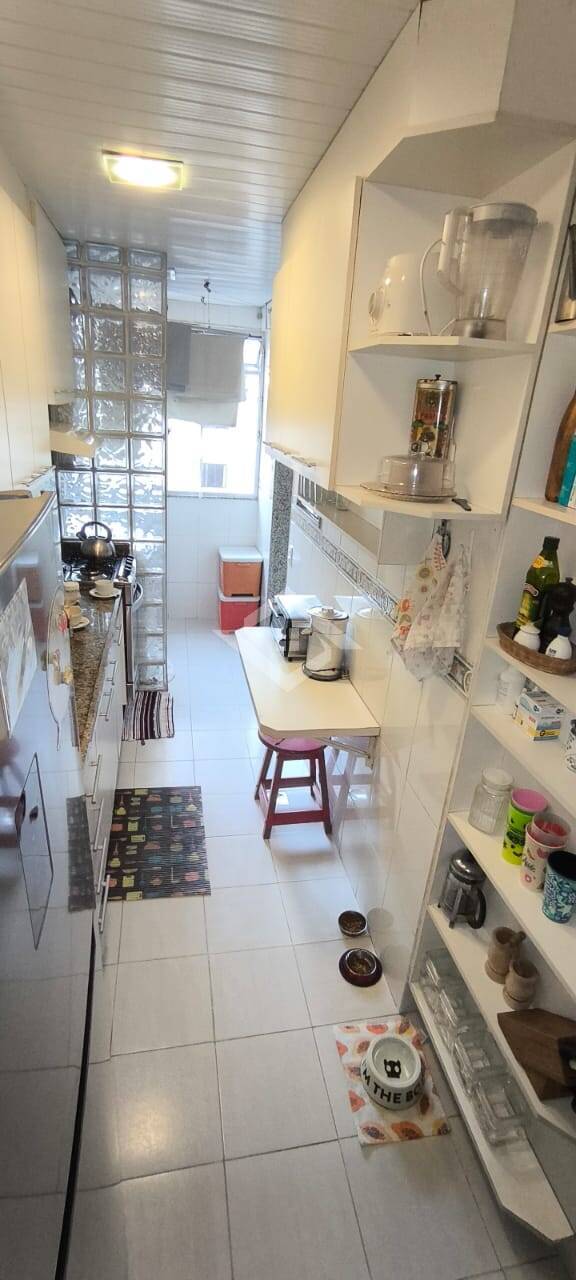 Apartamento à venda com 2 quartos, 85m² - Foto 25