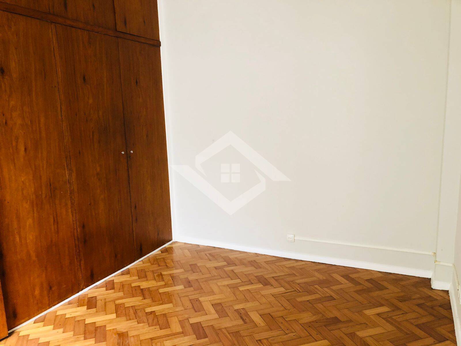 Apartamento à venda com 4 quartos, 300m² - Foto 28