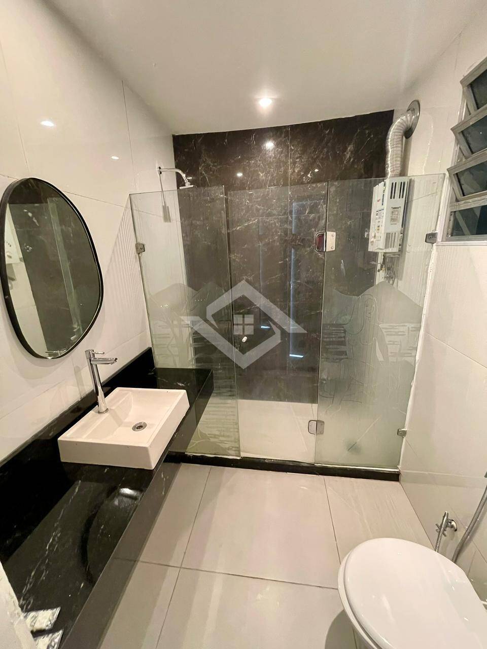 Apartamento para alugar com 4 quartos, 260m² - Foto 15