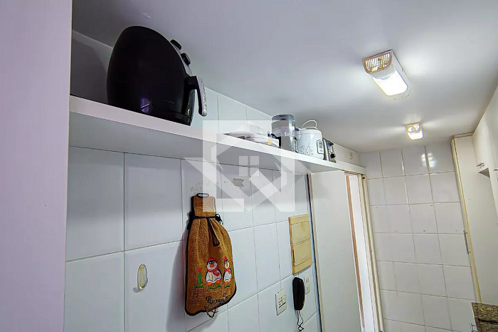 Apartamento à venda com 2 quartos, 69m² - Foto 8