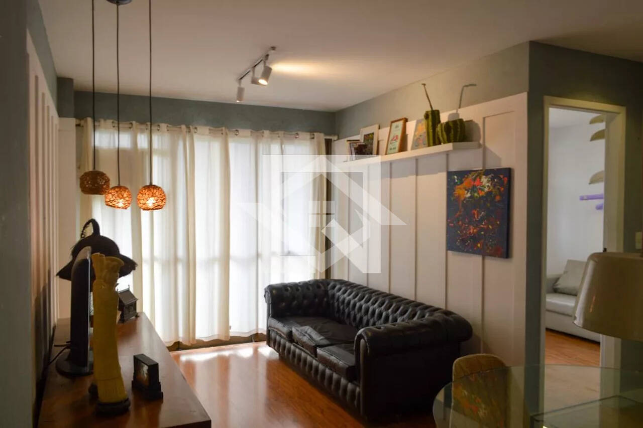 Apartamento à venda com 2 quartos, 70m² - Foto 1