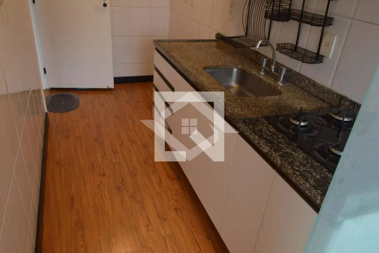 Apartamento à venda com 2 quartos, 70m² - Foto 9