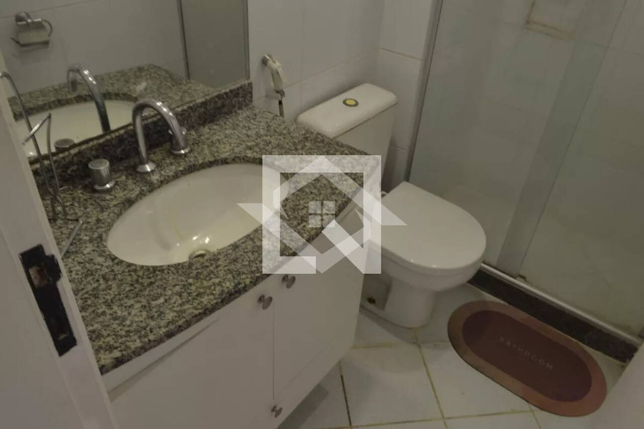 Apartamento à venda com 2 quartos, 70m² - Foto 17