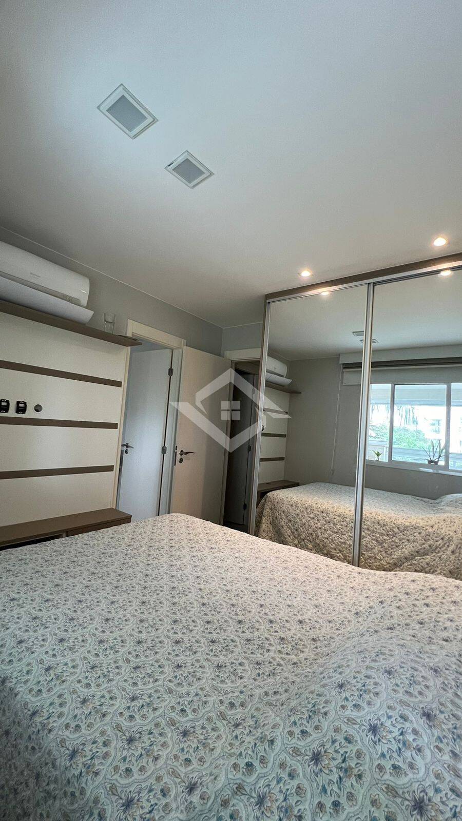 Apartamento à venda com 2 quartos, 82m² - Foto 7