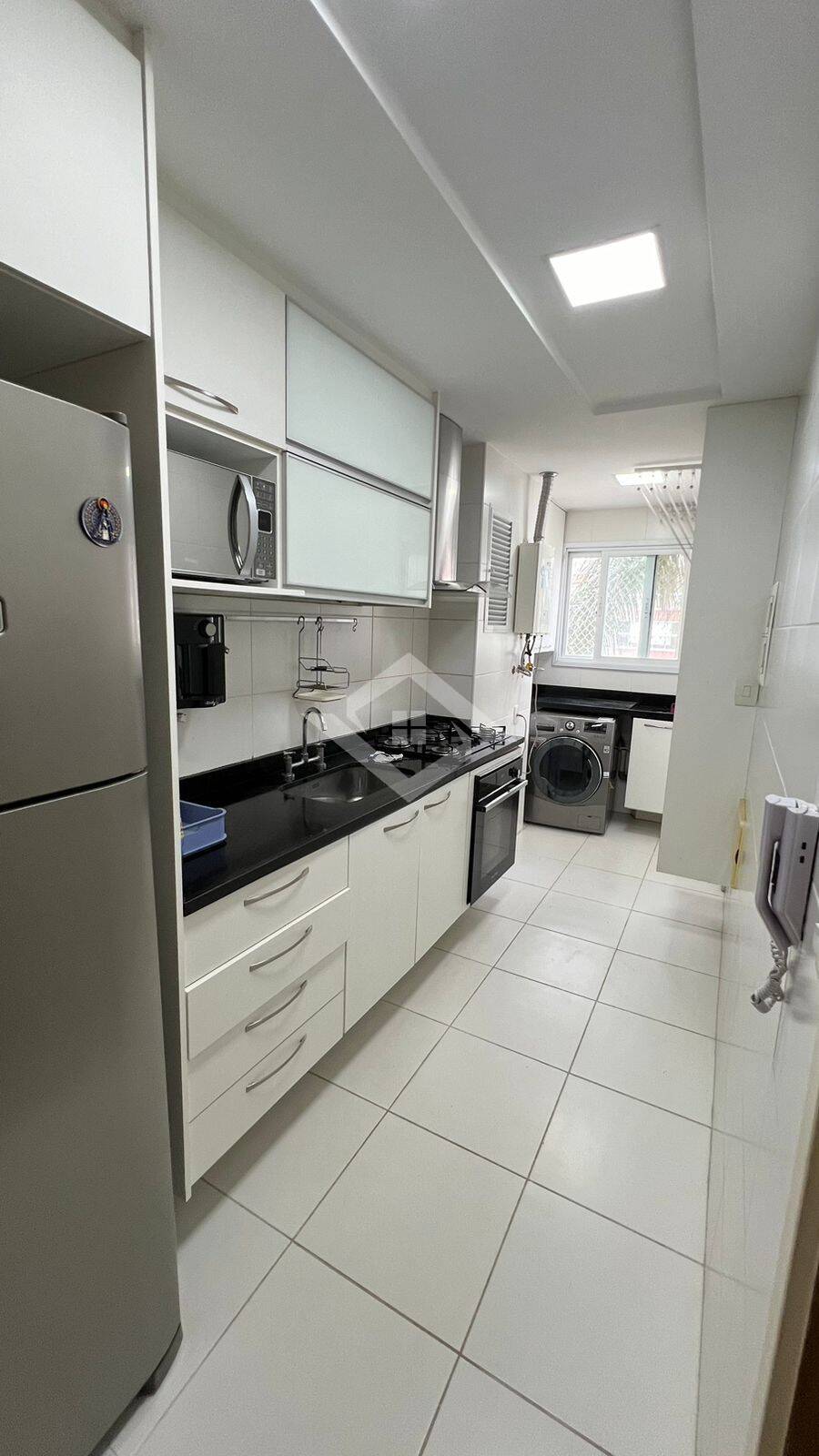 Apartamento à venda com 2 quartos, 82m² - Foto 8