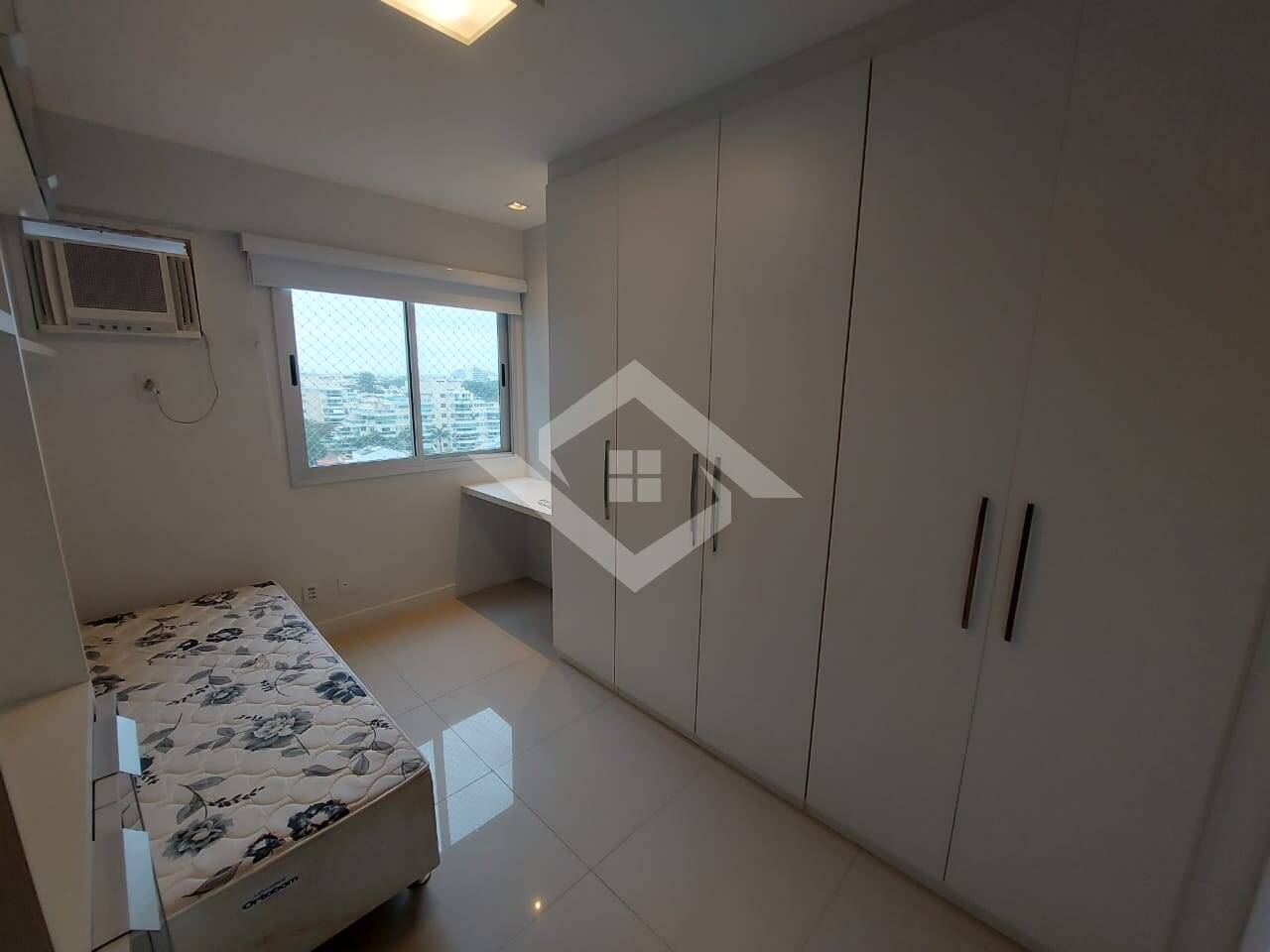 Apartamento à venda com 3 quartos, 92m² - Foto 15