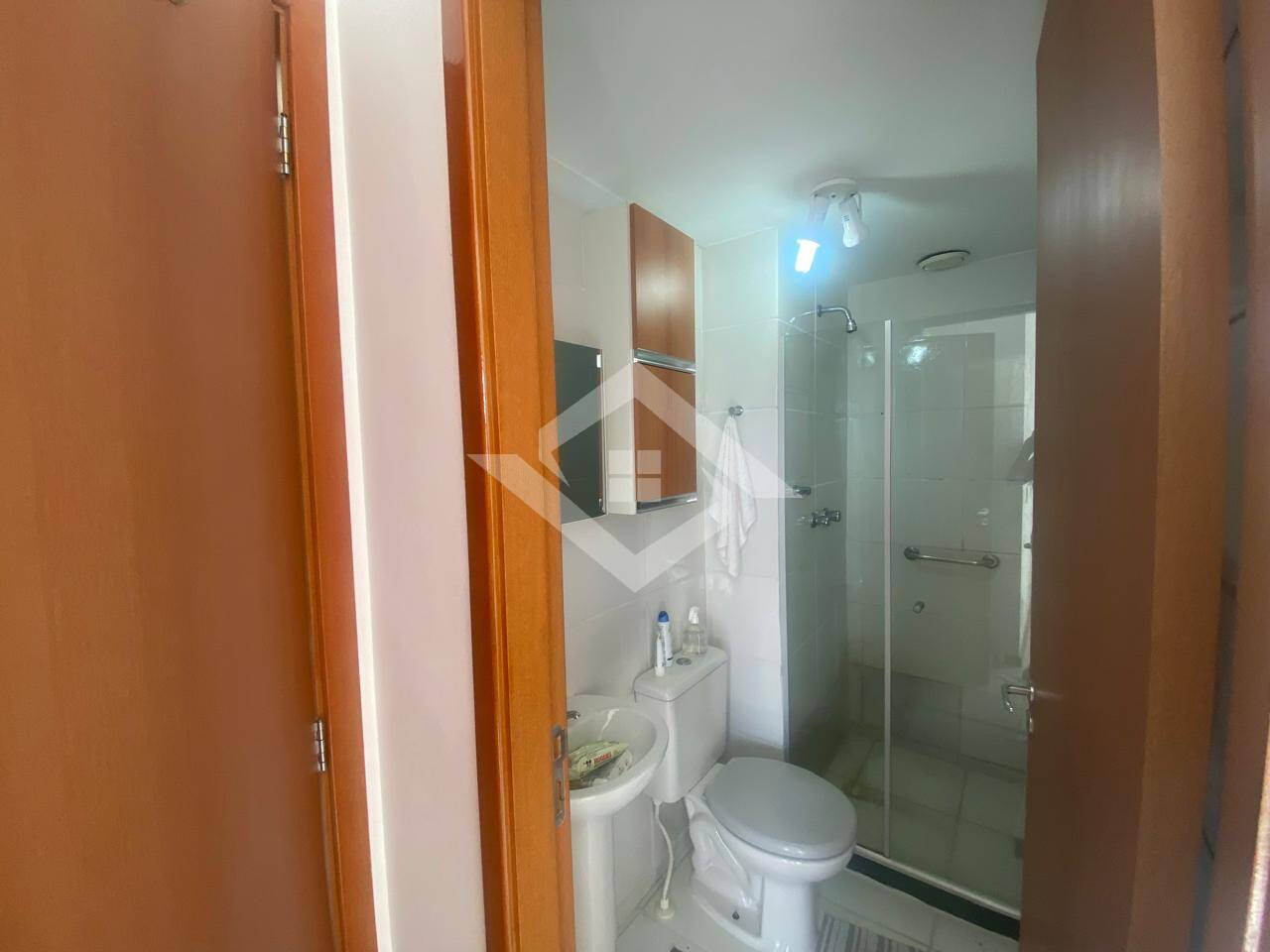 Apartamento para alugar com 2 quartos, 65m² - Foto 21