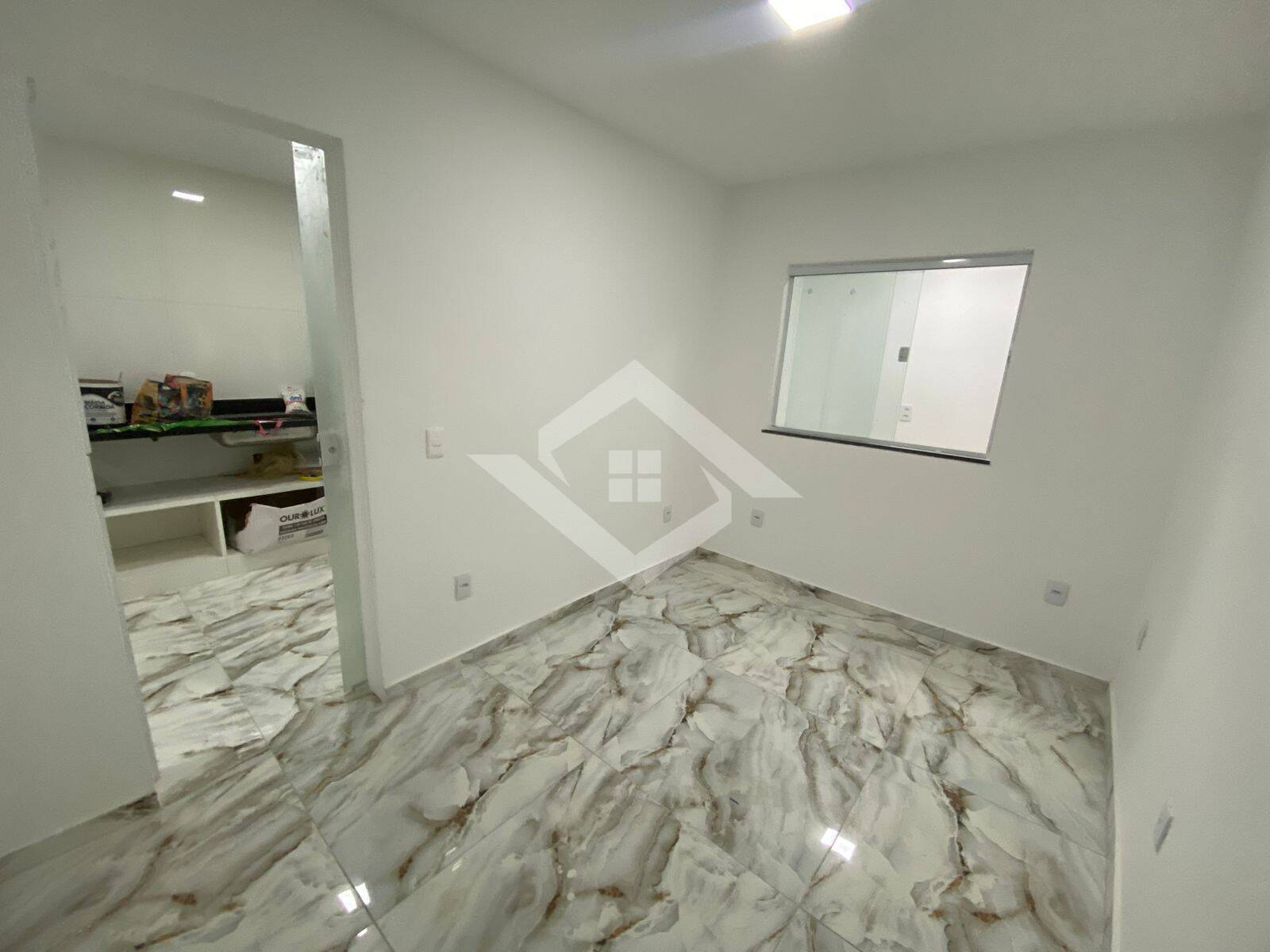 Casa para alugar com 1 quarto, 50m² - Foto 1