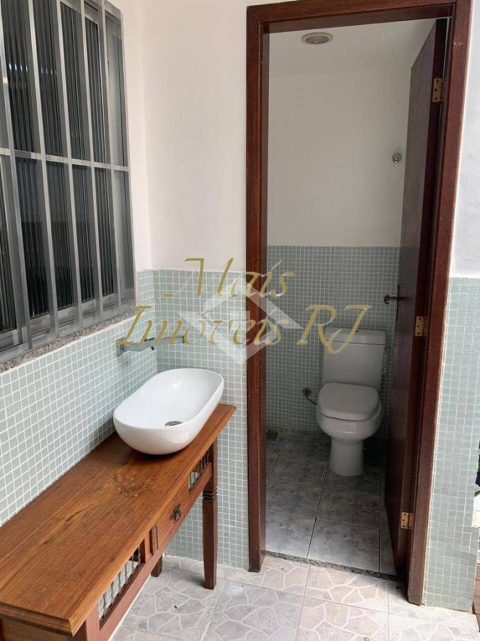 Casa à venda com 5 quartos, 190m² - Foto 30