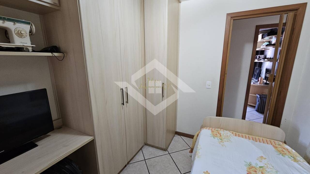 Apartamento à venda com 4 quartos, 165m² - Foto 26