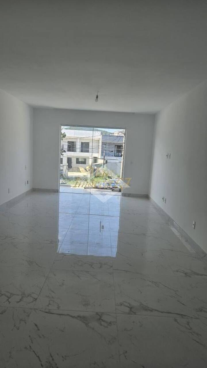 Casa à venda com 4 quartos, 260m² - Foto 12