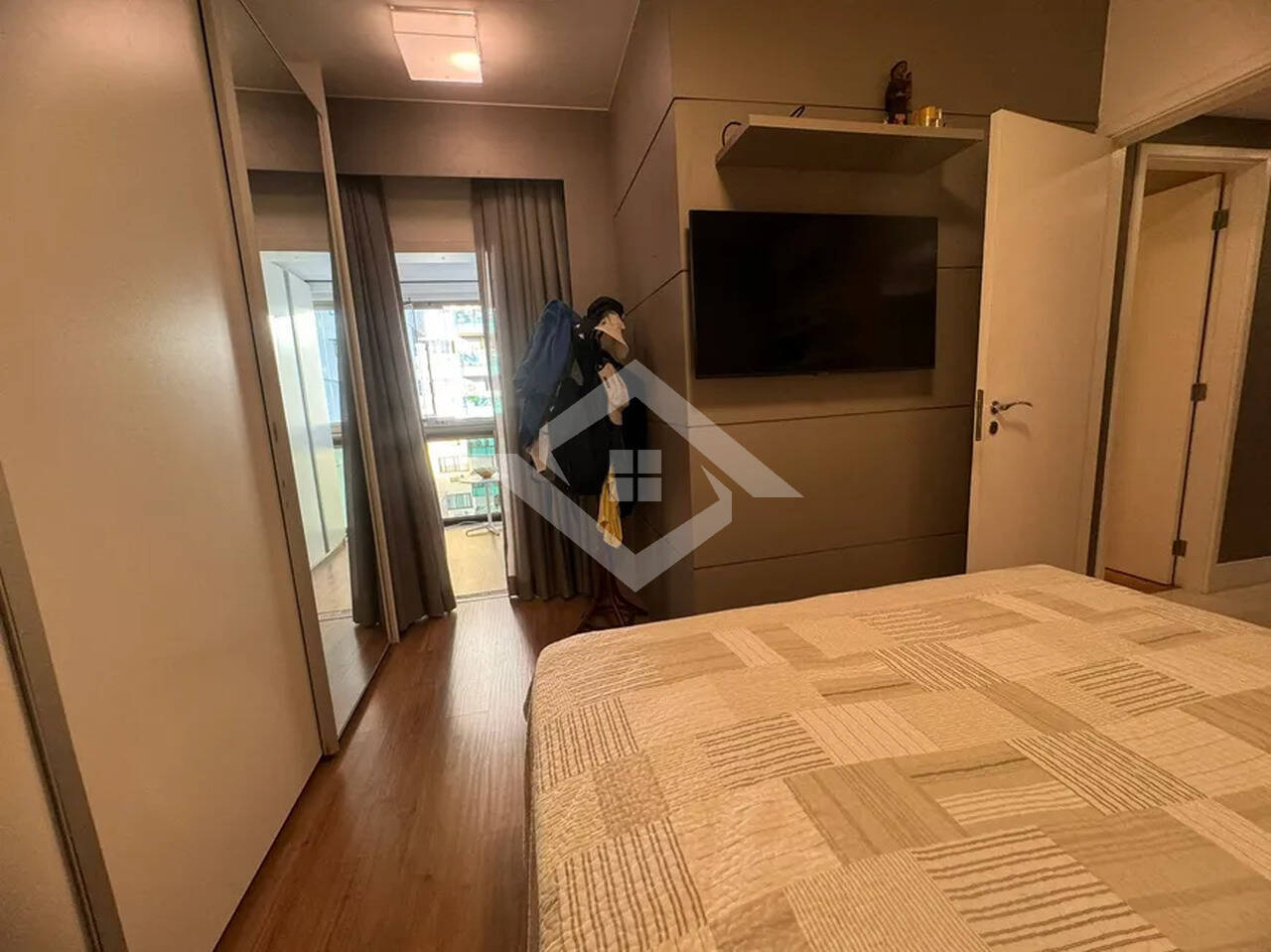 Apartamento à venda com 3 quartos, 132m² - Foto 5