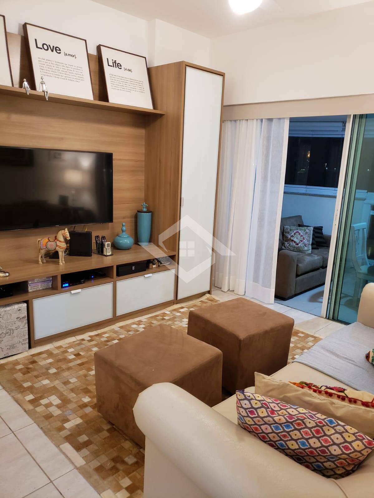 Apartamento à venda com 2 quartos, 80m² - Foto 7