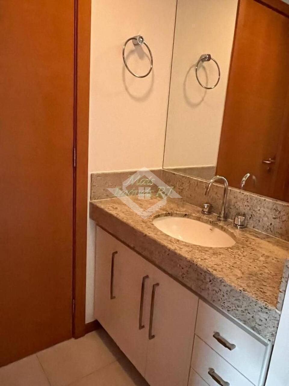 Apartamento à venda com 3 quartos, 116m² - Foto 25