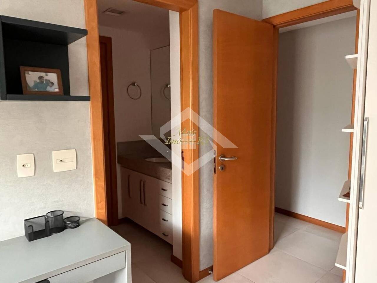 Apartamento à venda com 3 quartos, 116m² - Foto 26