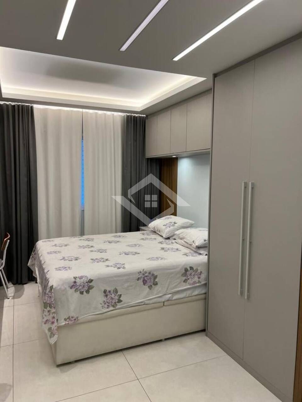 Apartamento à venda com 3 quartos, 150m² - Foto 11